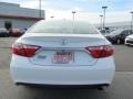 Super White - Camry SE Photo No. 23
