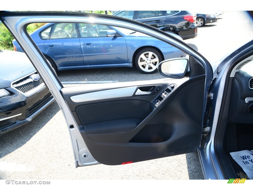 2011 Golf 4 Door - Shark Blue Metallic / Titan Black photo #17