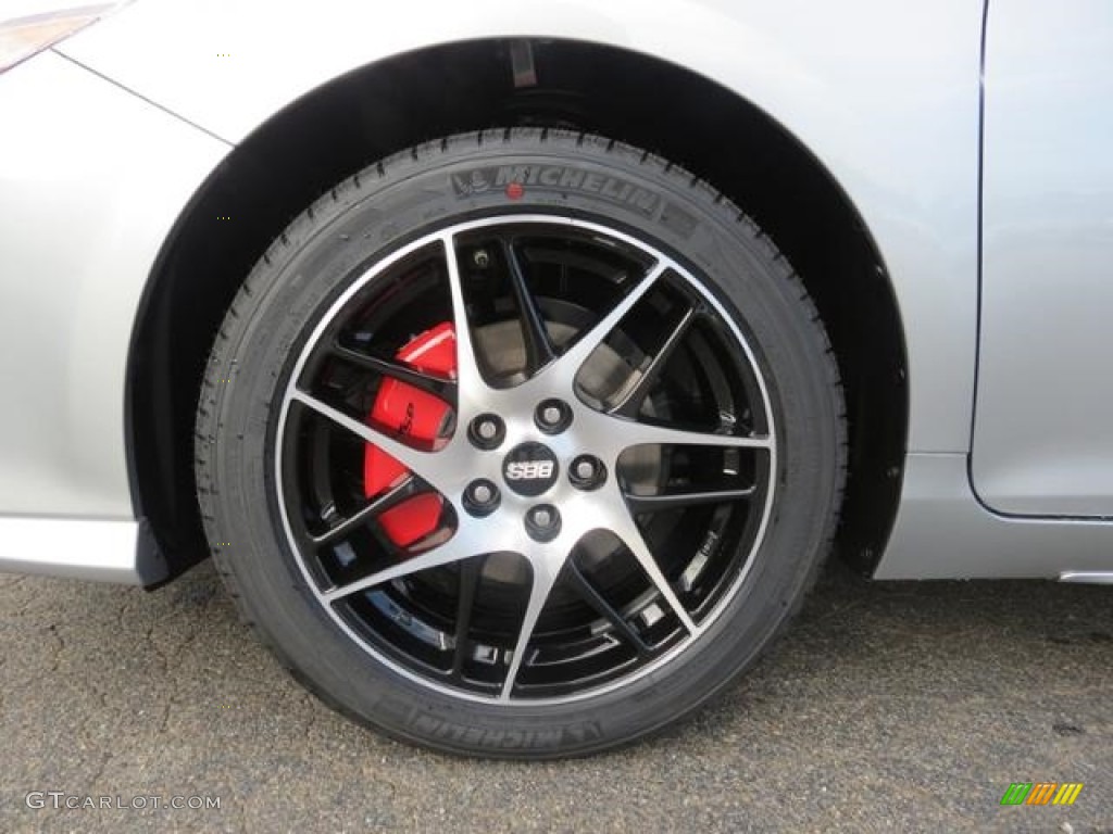 2017 Toyota Camry SE XSP Series Wheel Photos