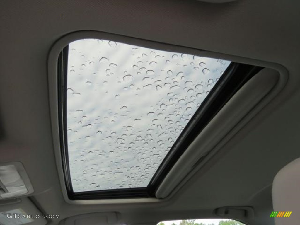 2017 Toyota Camry SE XSP Series Sunroof Photos