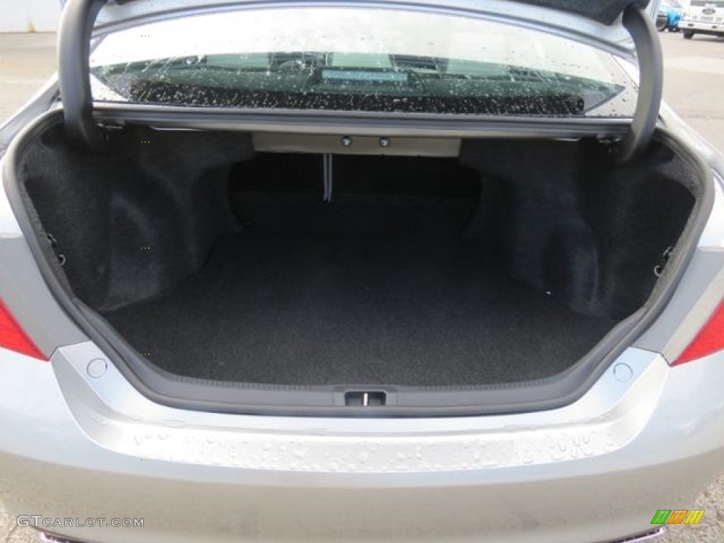 2017 Toyota Camry SE XSP Series Trunk Photos