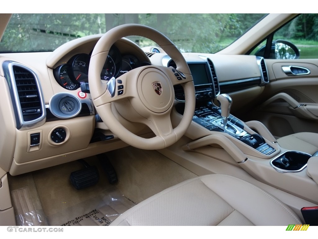 2014 Cayenne  - Jet Green Metallic / Luxor Beige photo #19
