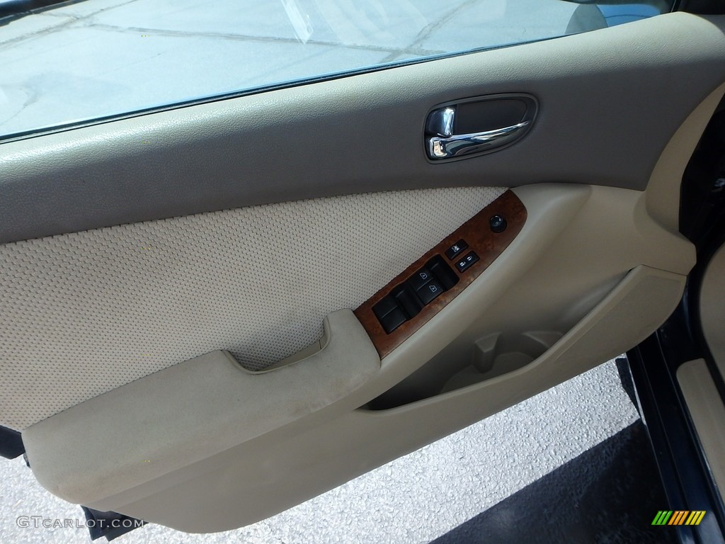 2007 Altima 2.5 S - Majestic Blue Metallic / Blond photo #23