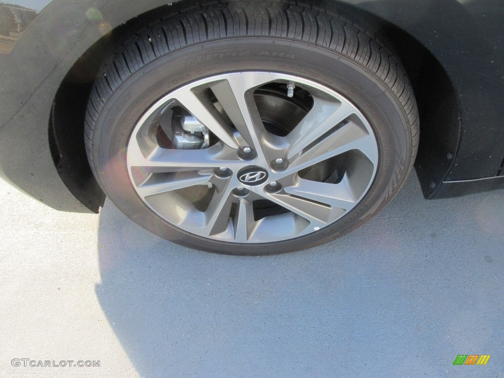 2017 Elantra Limited - Black / Gray photo #11