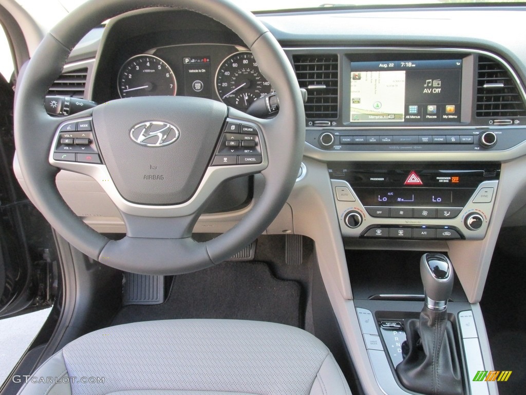 2017 Elantra Limited - Black / Gray photo #25