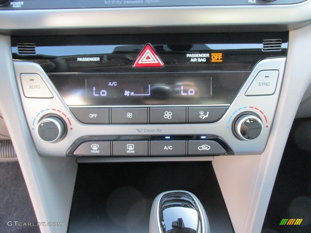 2017 Elantra Limited - Black / Gray photo #28