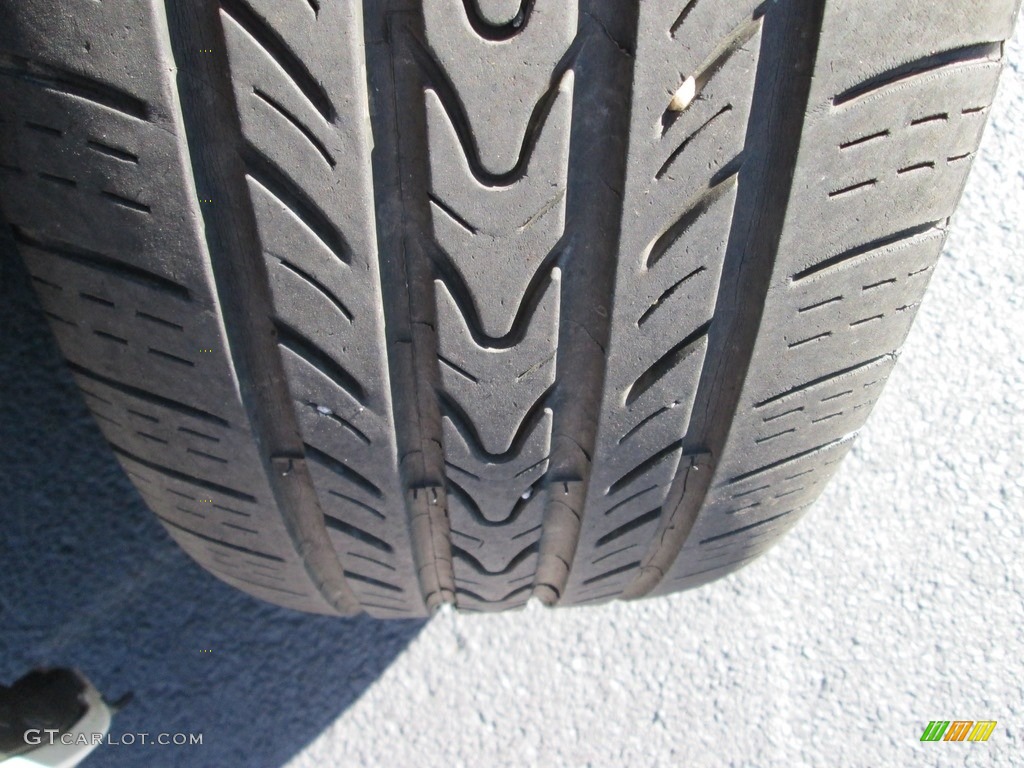 2005 CTS Sedan - White Diamond / Light Neutral photo #22