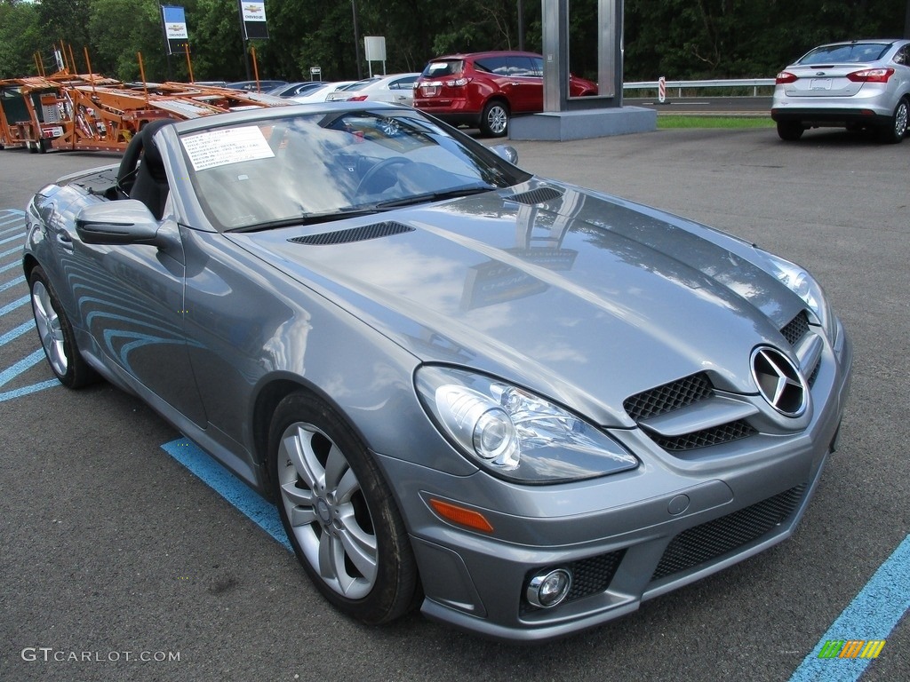 2011 SLK 300 Roadster - Palladium Silver Metallic / Black photo #11