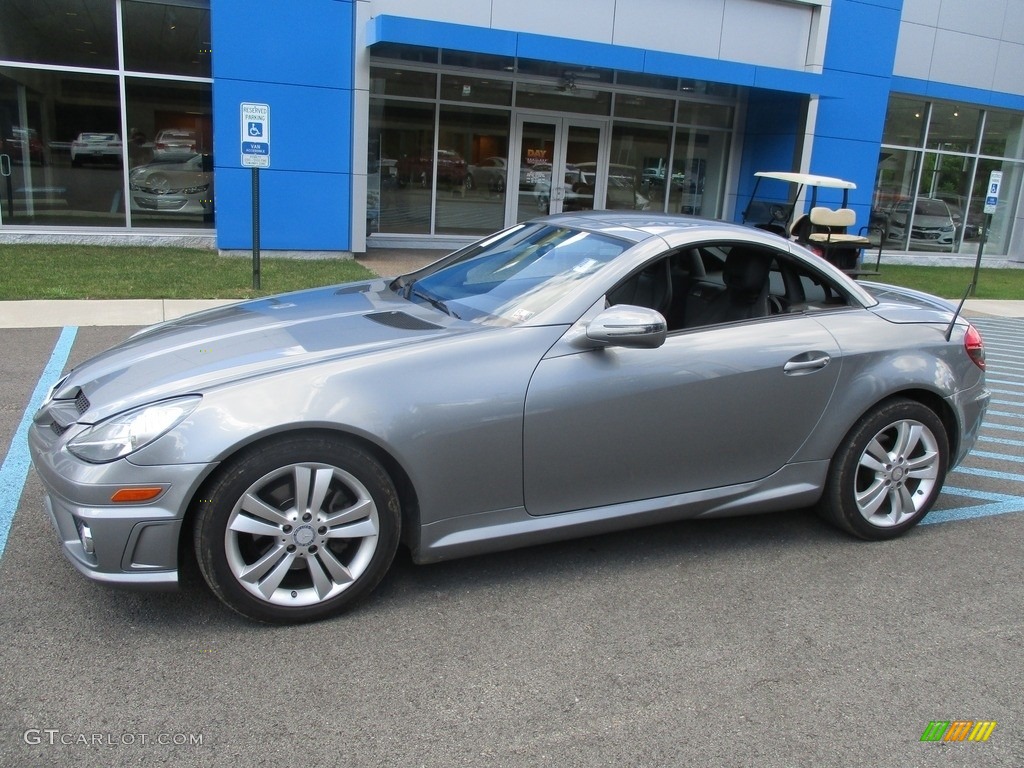 2011 SLK 300 Roadster - Palladium Silver Metallic / Black photo #30