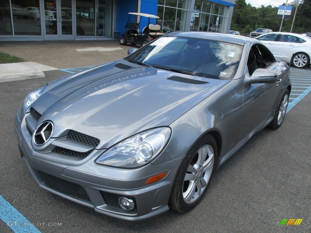 2011 SLK 300 Roadster - Palladium Silver Metallic / Black photo #38