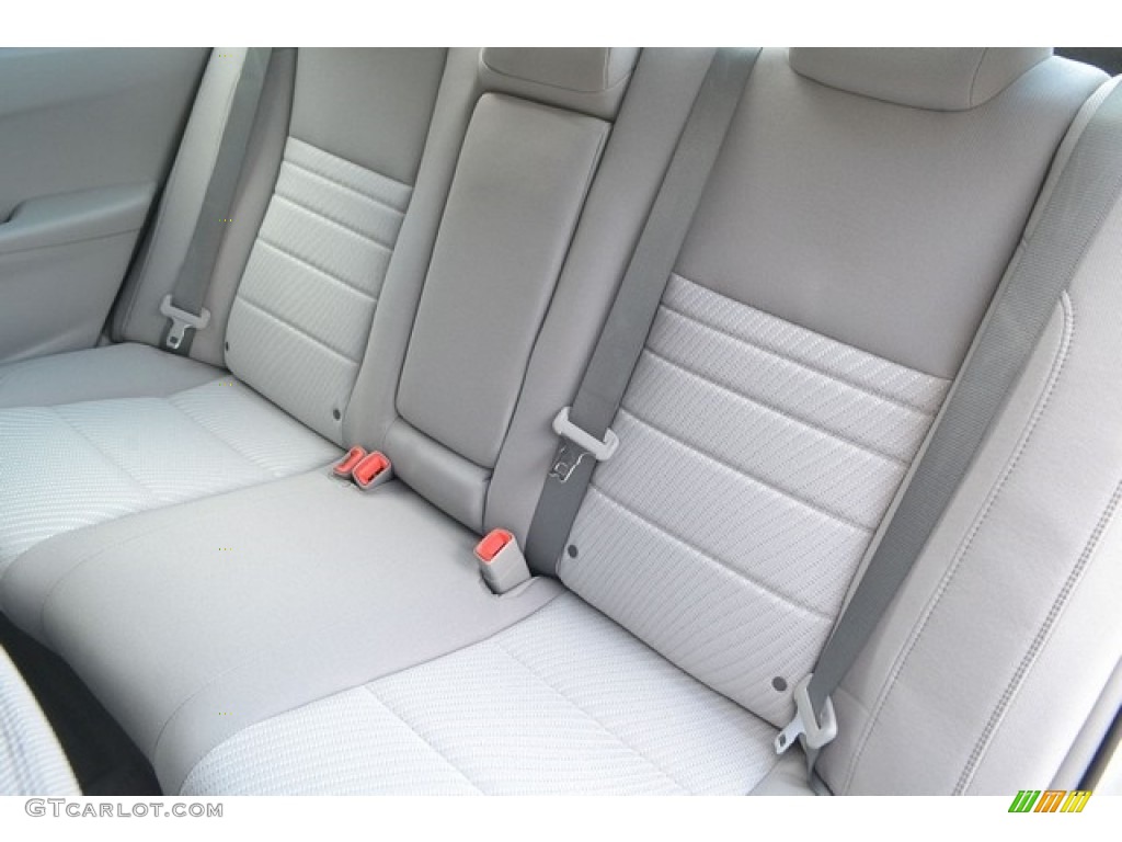 2017 Toyota Camry LE Rear Seat Photo #115236071