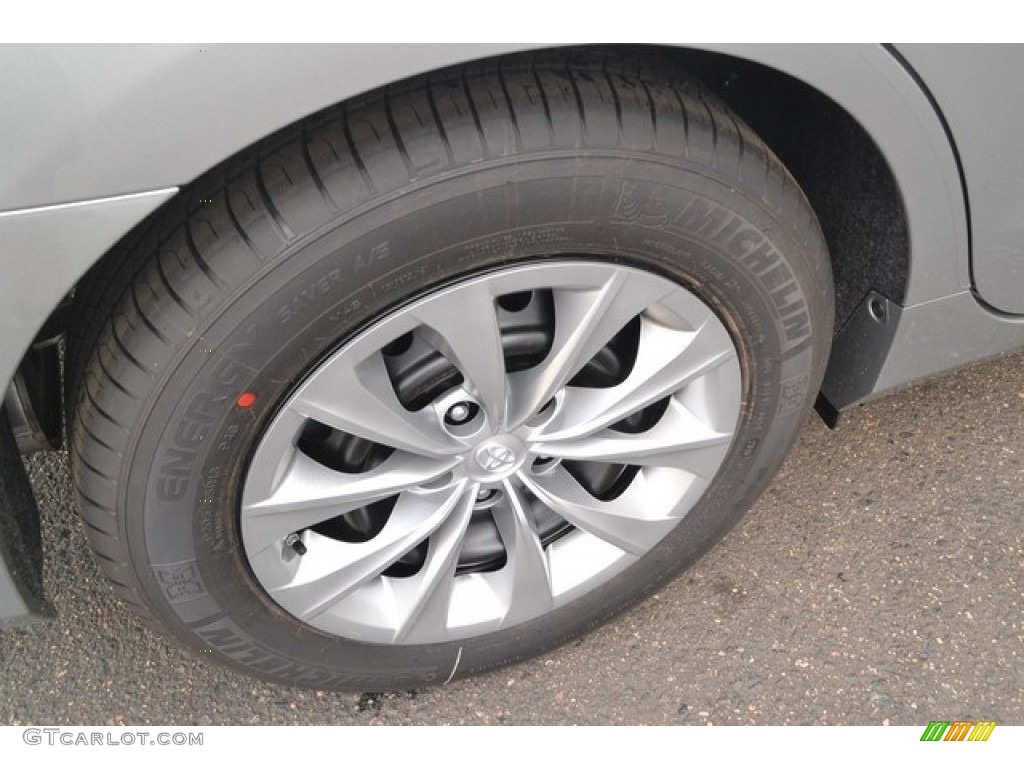 2017 Toyota Camry LE Wheel Photo #115236111