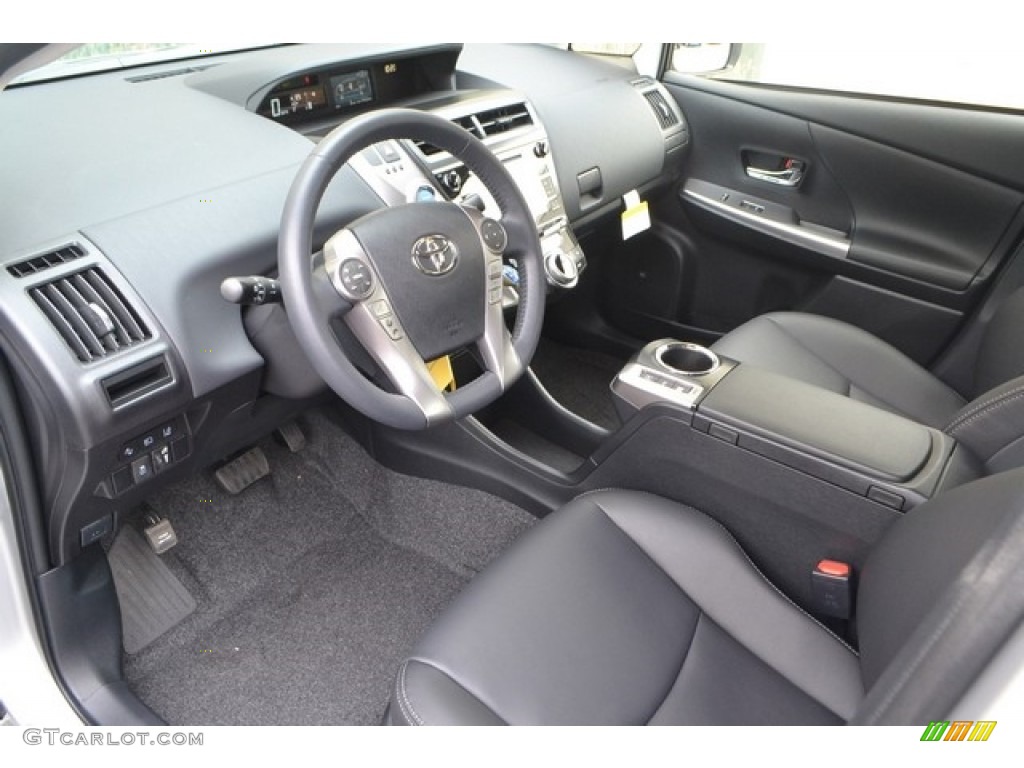 Black Interior 2017 Toyota Prius v Five Photo #115236637