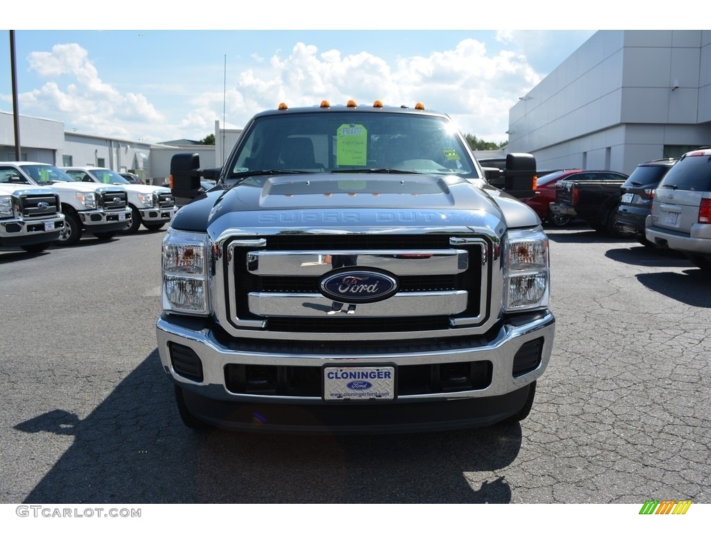 2016 F250 Super Duty XLT Crew Cab 4x4 - Magnetic Metallic / Steel photo #4