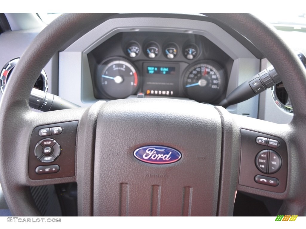 2016 F250 Super Duty XLT Crew Cab 4x4 - Magnetic Metallic / Steel photo #15