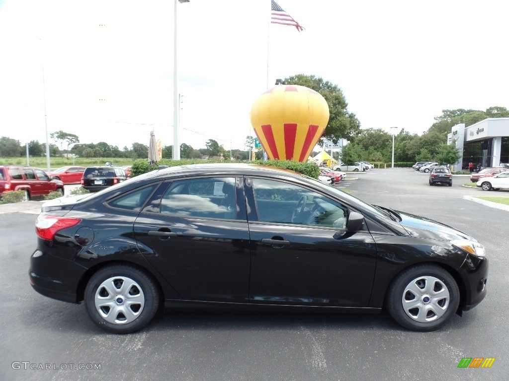 2013 Focus S Sedan - Tuxedo Black / Charcoal Black photo #9