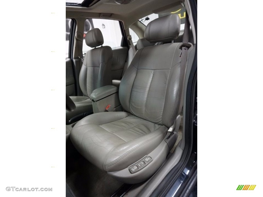 2003 L Series L300 Sedan - Black / Gray photo #23