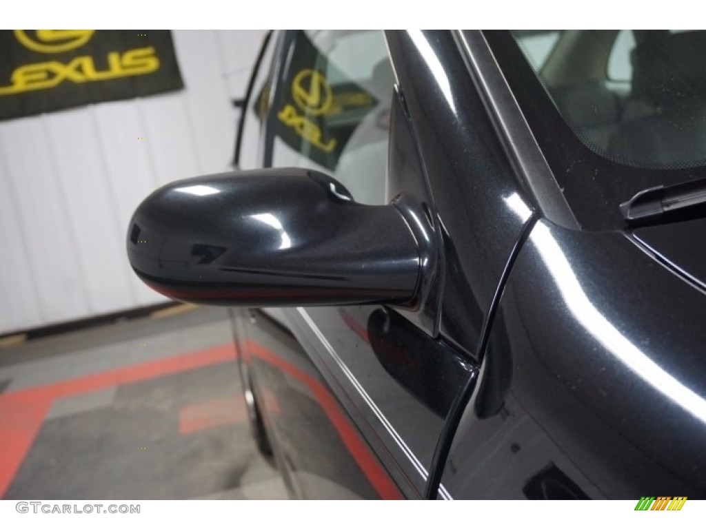 2003 L Series L300 Sedan - Black / Gray photo #56