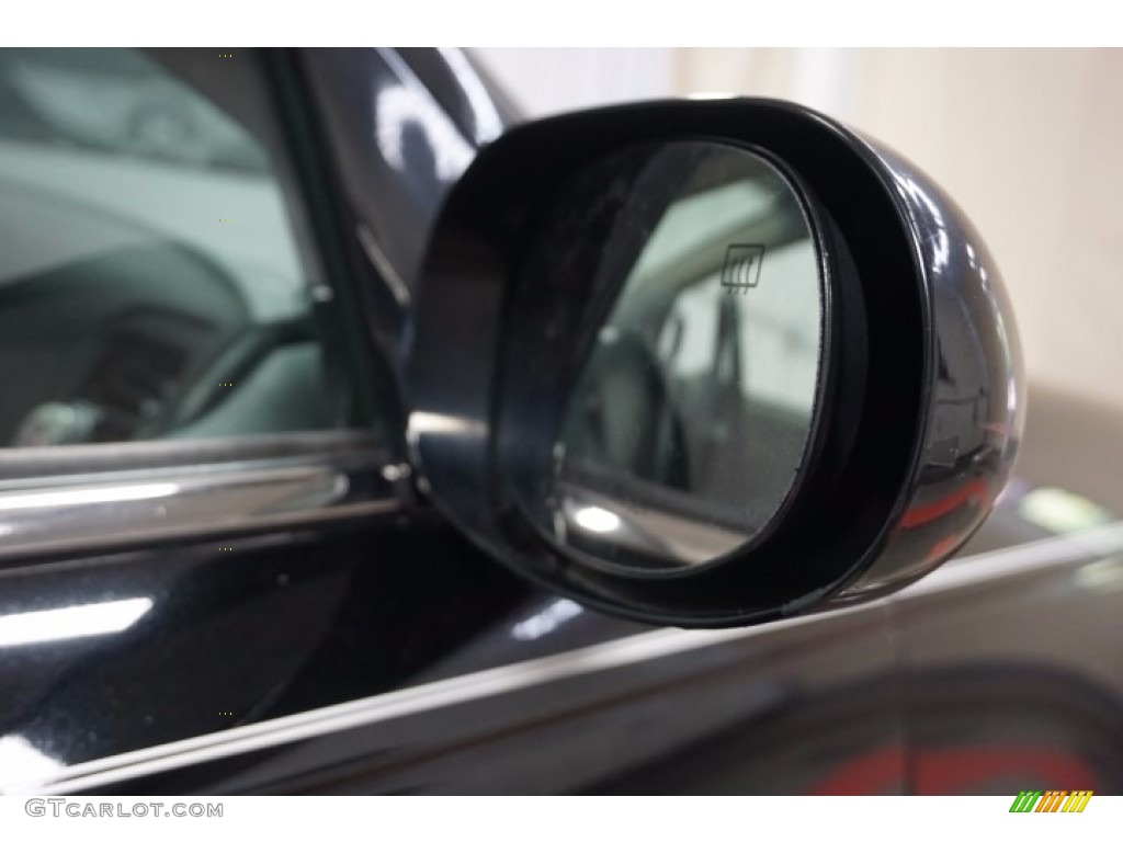 2003 L Series L300 Sedan - Black / Gray photo #57
