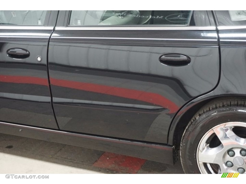 2003 L Series L300 Sedan - Black / Gray photo #71