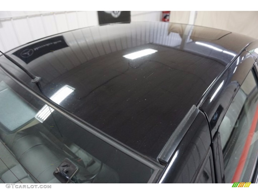 2003 L Series L300 Sedan - Black / Gray photo #83