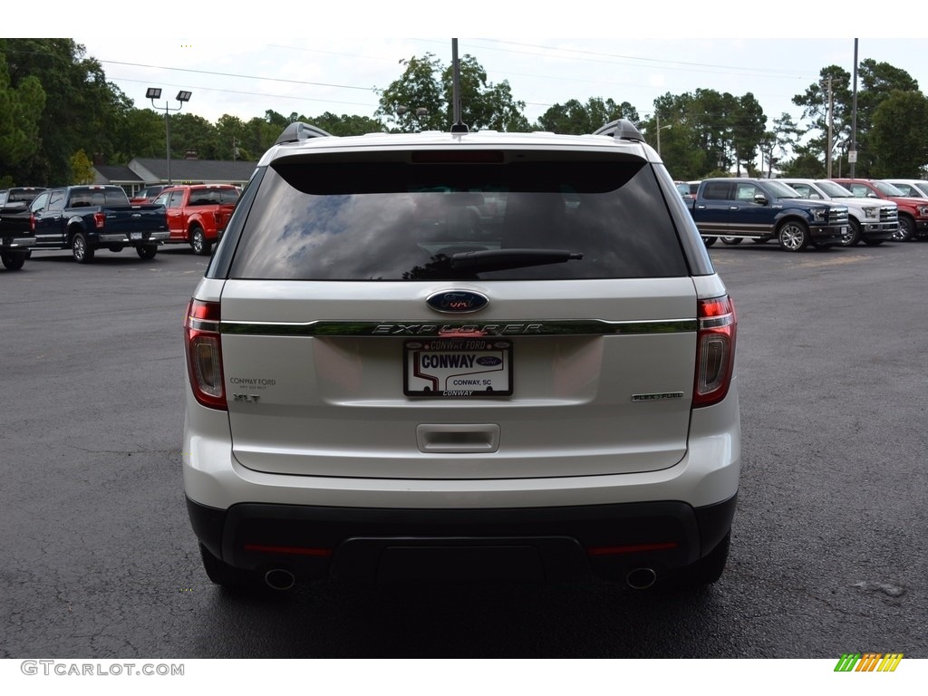 2014 Explorer XLT - White Platinum / Charcoal Black photo #4