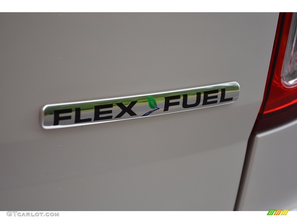 2014 Explorer XLT - White Platinum / Charcoal Black photo #5