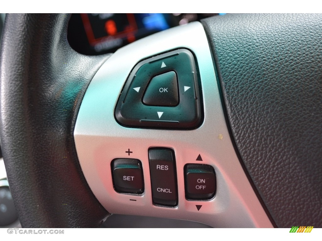 2014 Explorer XLT - White Platinum / Charcoal Black photo #50