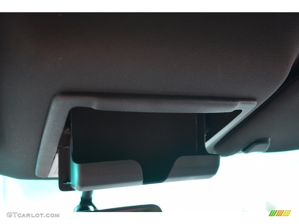 2014 Explorer XLT - White Platinum / Charcoal Black photo #53