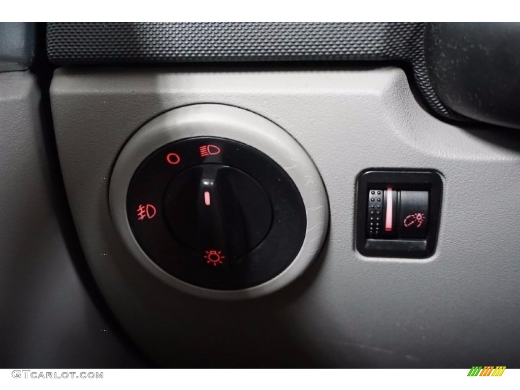 2004 New Beetle GLS Convertible - Reflex Silver Metallic / Black photo #27