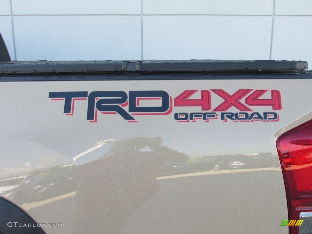 2017 Toyota Tacoma TRD Off Road Double Cab 4x4 Marks and Logos Photos