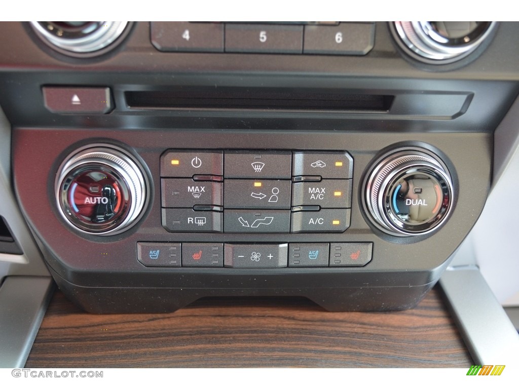 2016 F150 Lariat SuperCrew 4x4 - Blue Jeans / Medium Light Camel photo #44