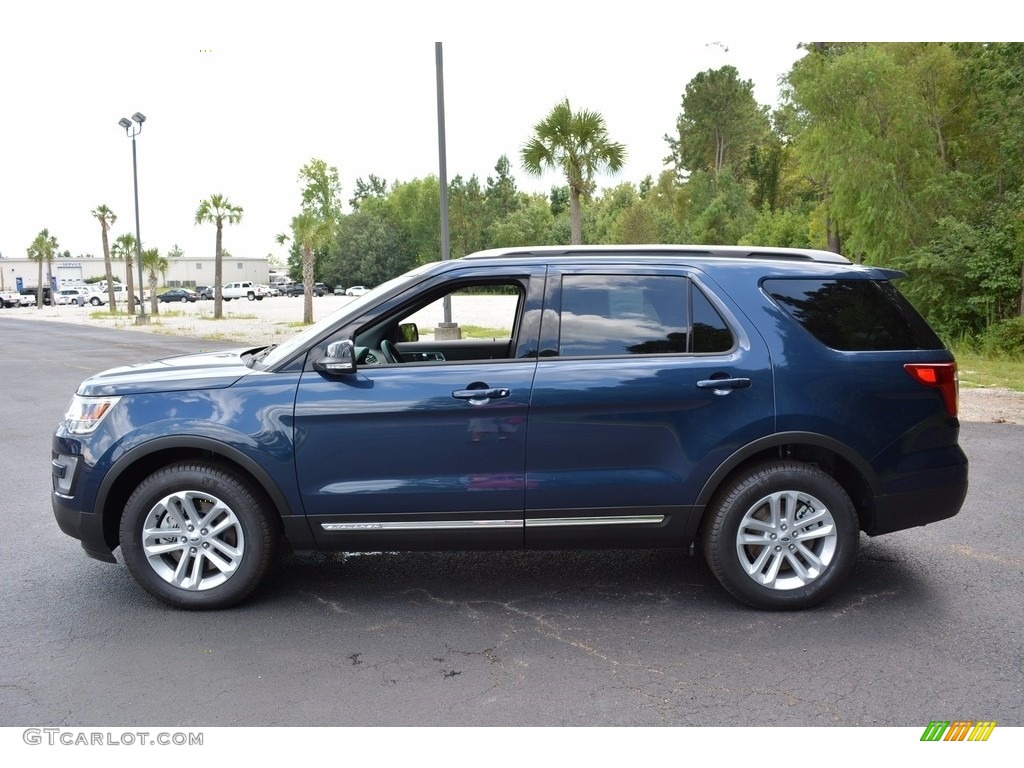 2017 Explorer XLT - Blue Jeans / Ebony Black photo #14