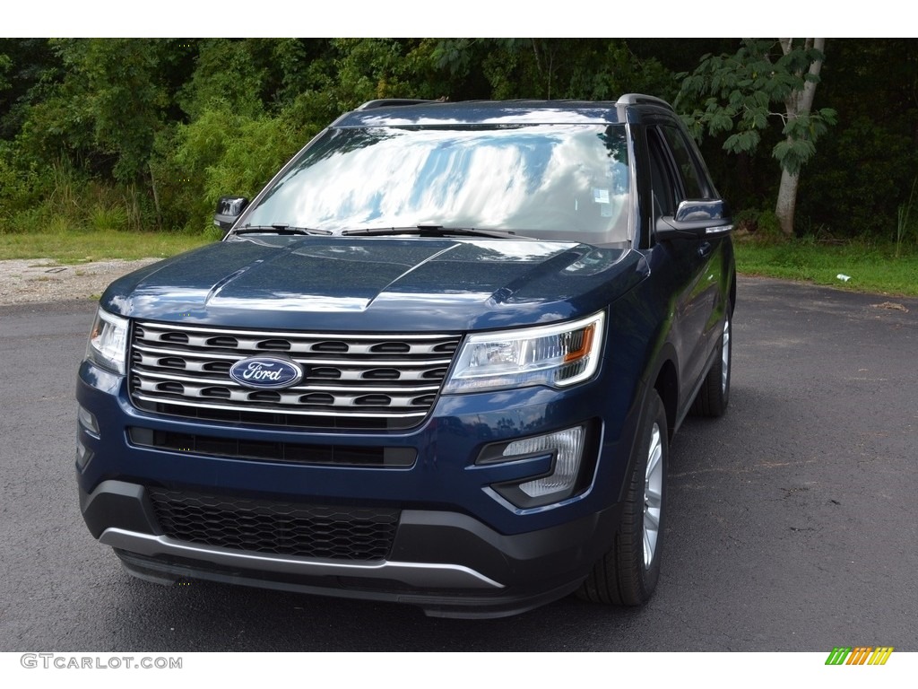 2017 Explorer XLT - Blue Jeans / Ebony Black photo #15