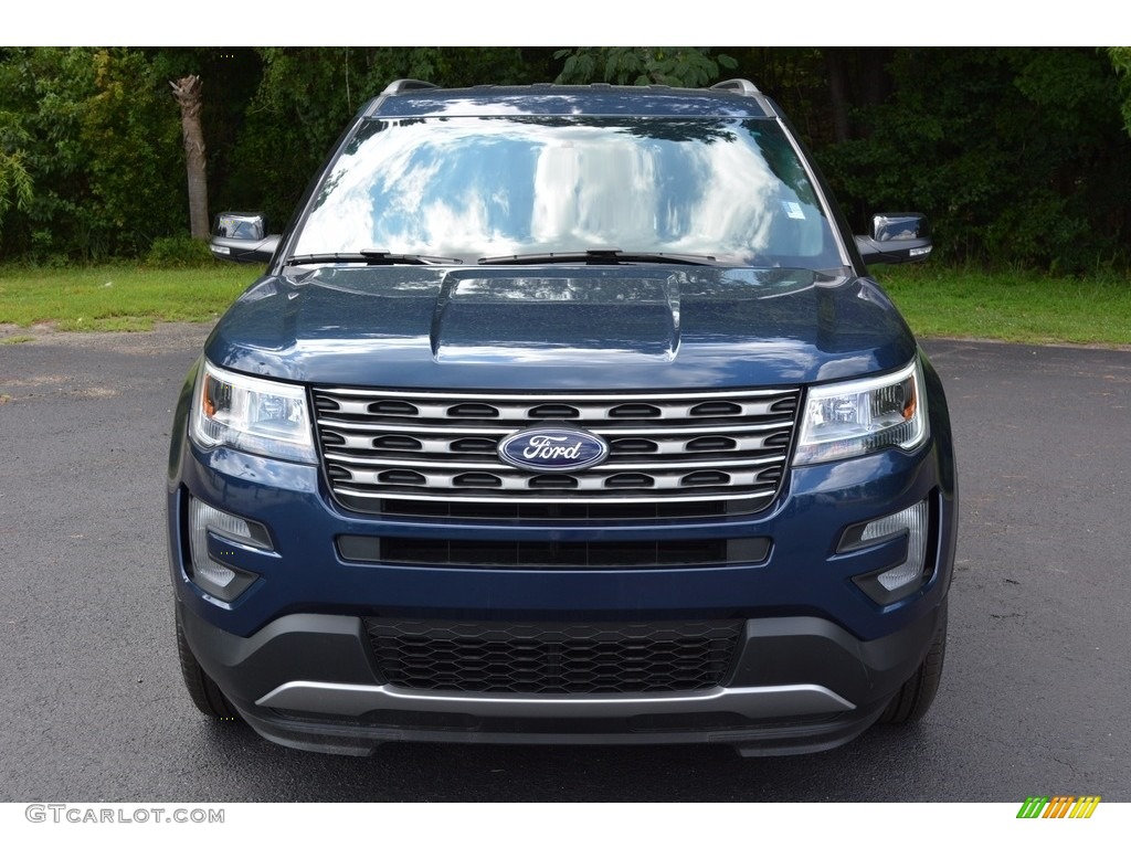 2017 Explorer XLT - Blue Jeans / Ebony Black photo #16