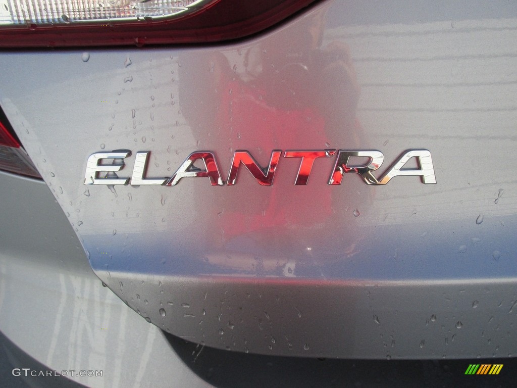 2017 Elantra SE - Gray / Gray photo #14