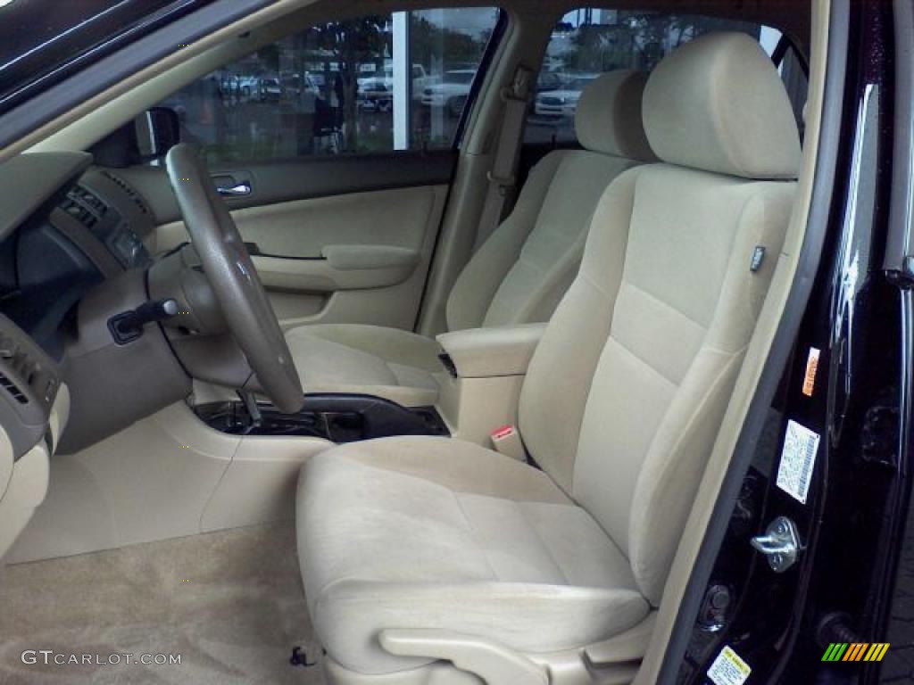 2006 Accord SE Sedan - Nighthawk Black Pearl / Ivory photo #13