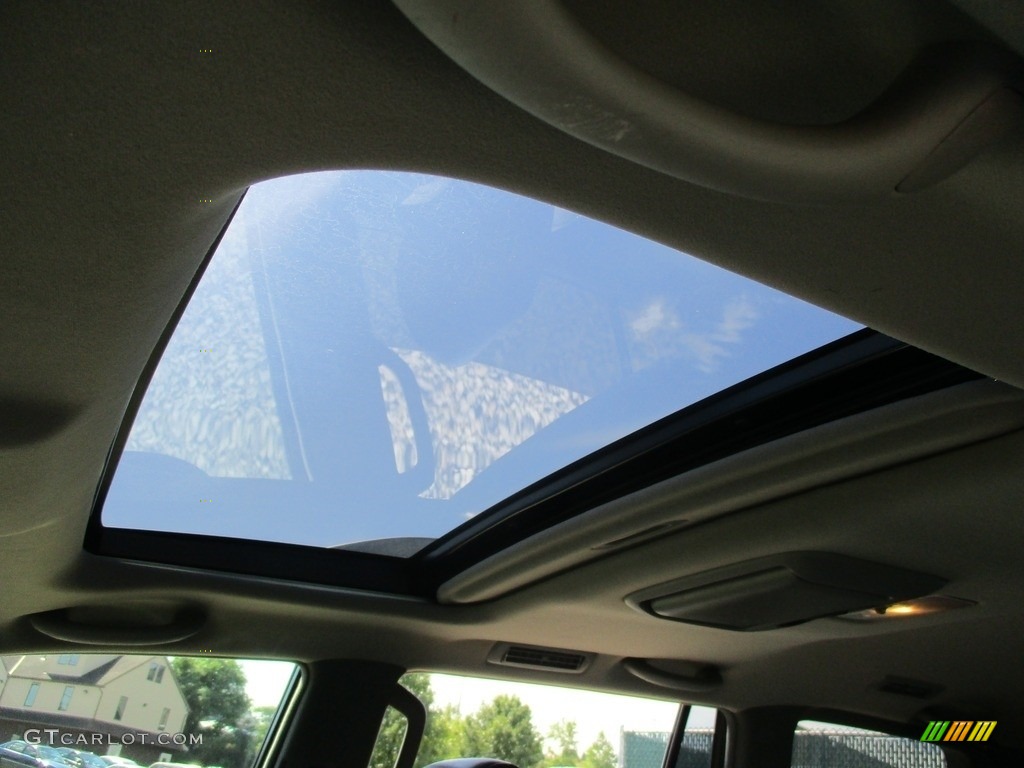 2004 GX 470 - Silver Pine Metallic / Dark Gray photo #11