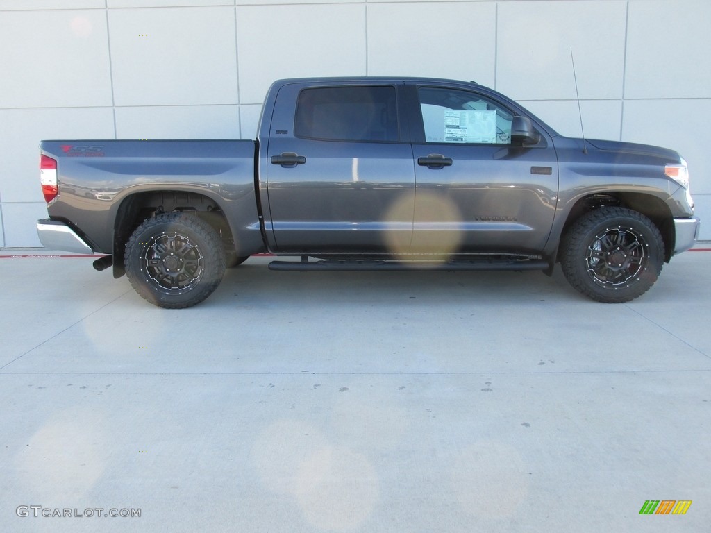 2016 Tundra TSS CrewMax - Magnetic Gray Metallic / Black photo #3