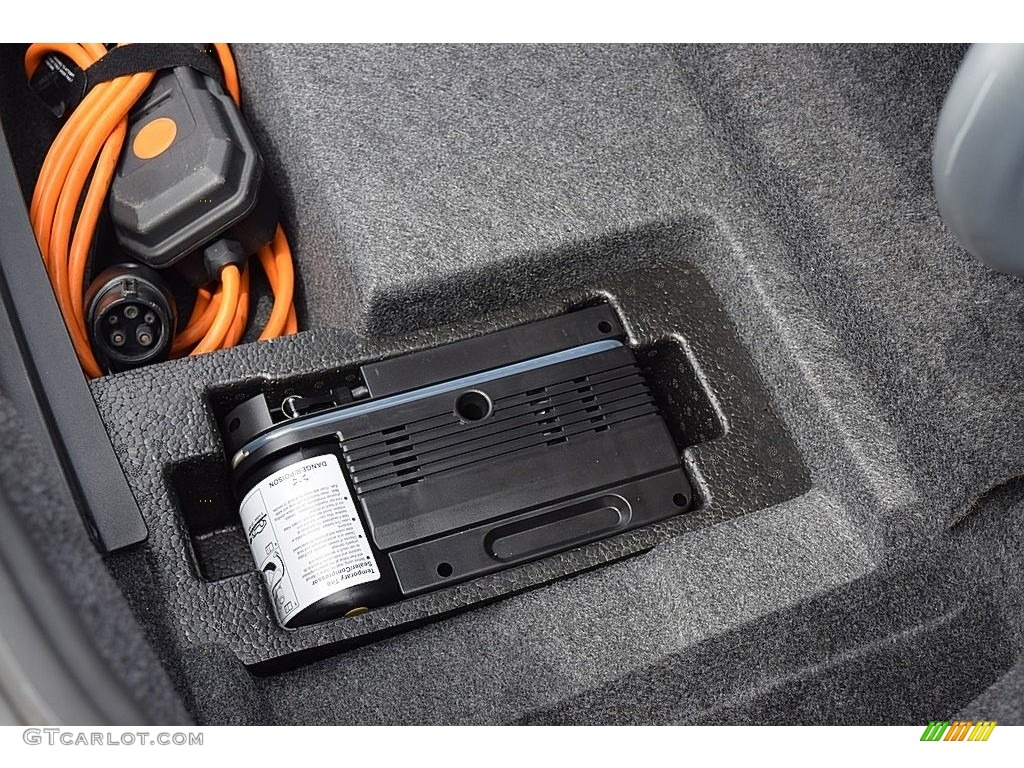 2012 Karma EcoSport - Silver Wind / Monsoon Tritone photo #46