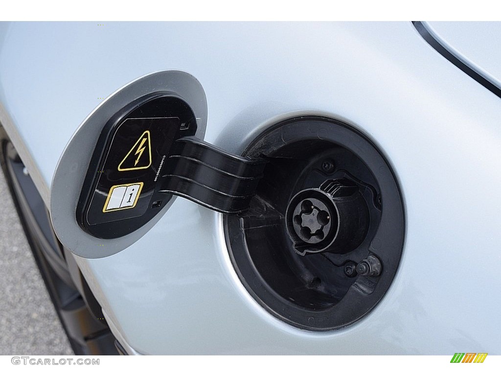 2012 Karma EcoSport - Silver Wind / Monsoon Tritone photo #48