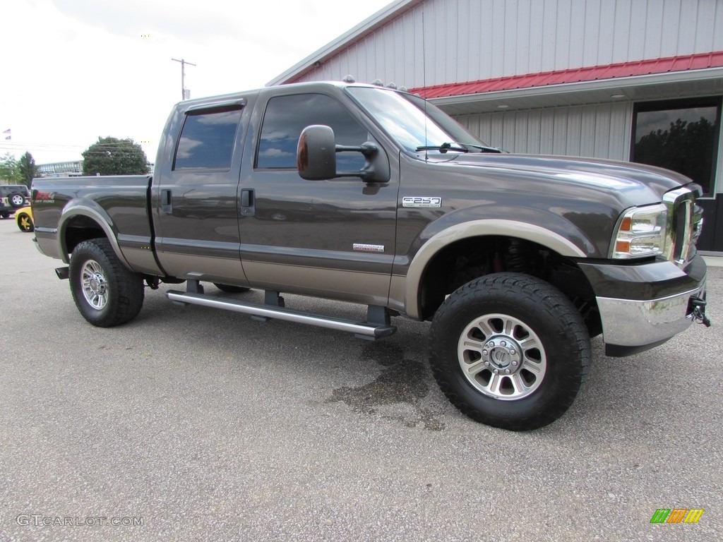 2005 F250 Super Duty Lariat Crew Cab 4x4 - Dark Shadow Grey Metallic / Tan photo #7