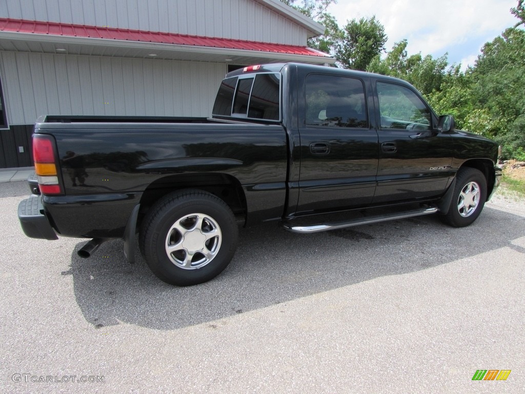 2005 Sierra 1500 Denali Crew Cab AWD - Onyx Black / Stone Gray photo #6