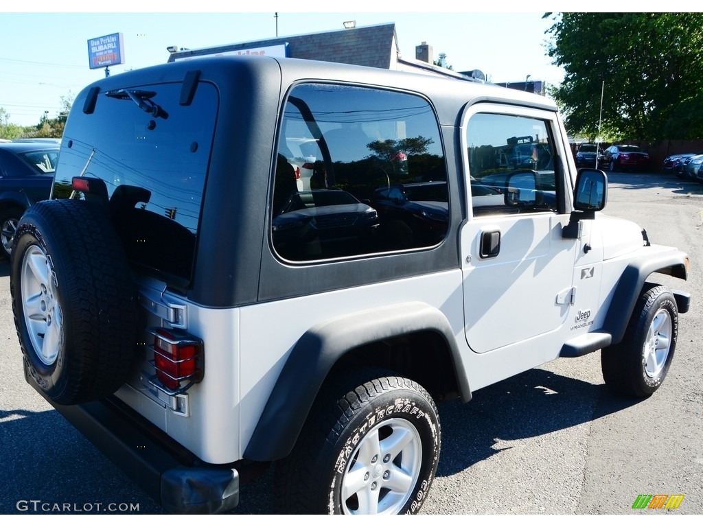 2004 Wrangler X 4x4 - Bright Silver Metallic / Dark Slate Gray photo #11