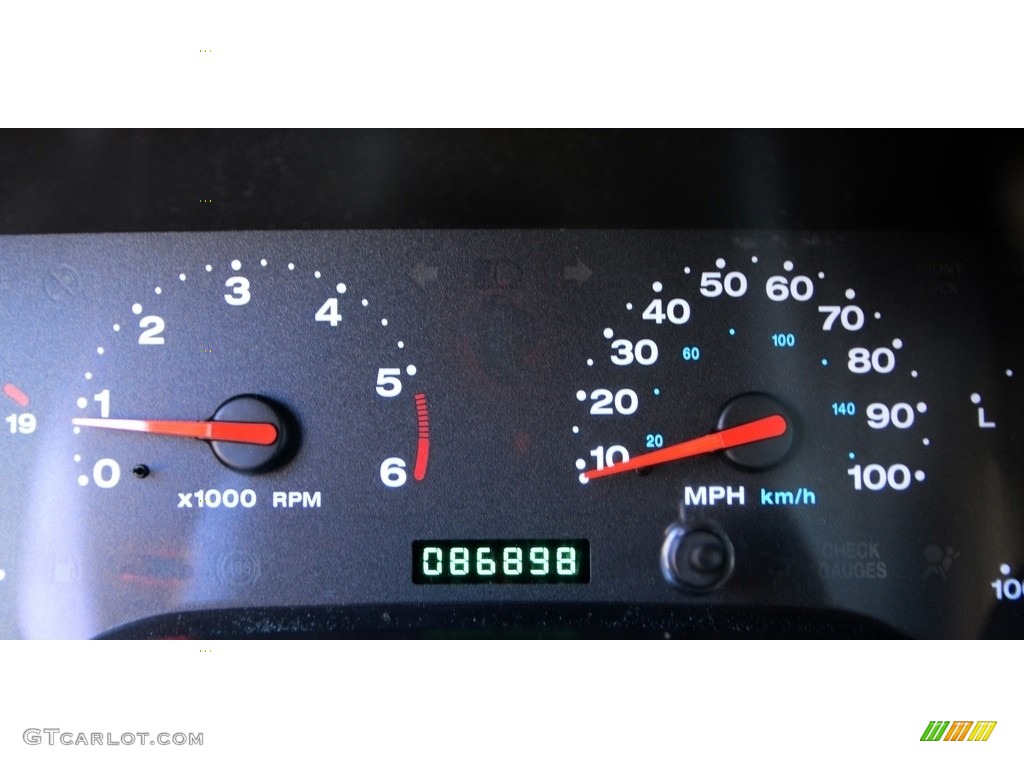 2004 Wrangler X 4x4 - Bright Silver Metallic / Dark Slate Gray photo #14