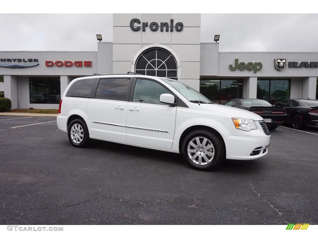 2016 Town & Country Touring - Bright White / Dark Frost Beige/Medium Frost Beige photo #1