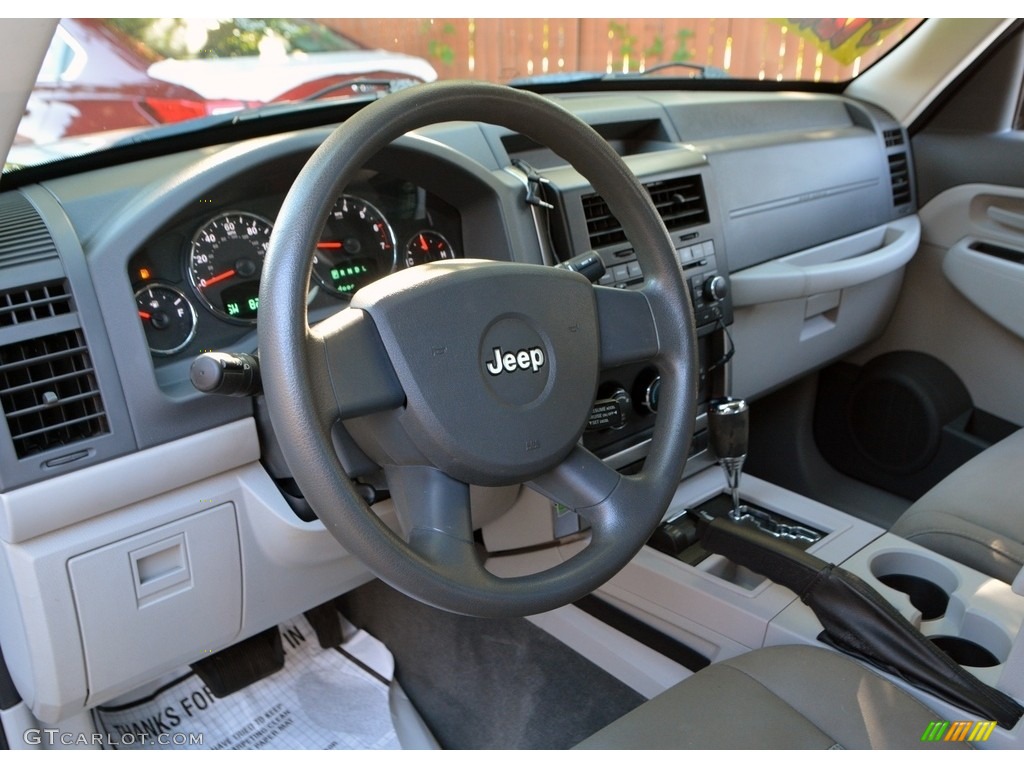 2008 Liberty Sport 4x4 - Modern Blue Pearl / Pastel Slate Gray photo #8