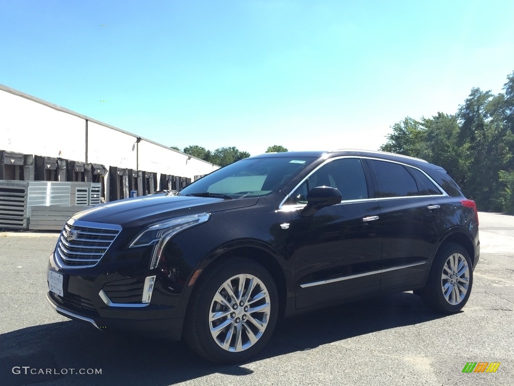 2017 XT5 Platinum AWD - Stellar Black Metallic / Jet Black photo #1