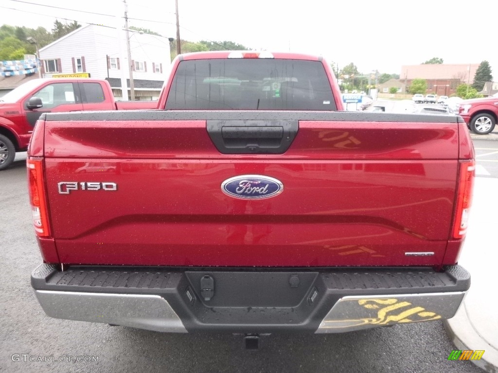 2016 F150 XLT SuperCab 4x4 - Ruby Red / Medium Earth Gray photo #7
