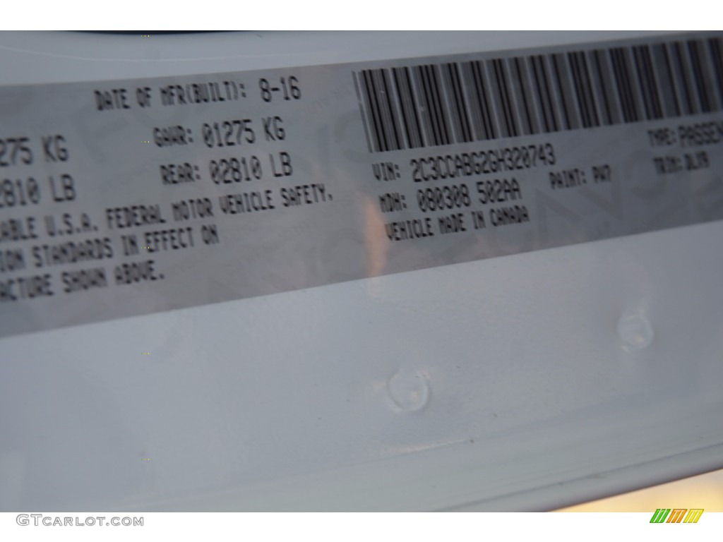 2016 300 S - Bright White / Black photo #10